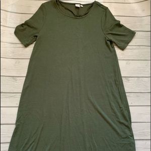 Gap Olive green t-shirt dress-medium